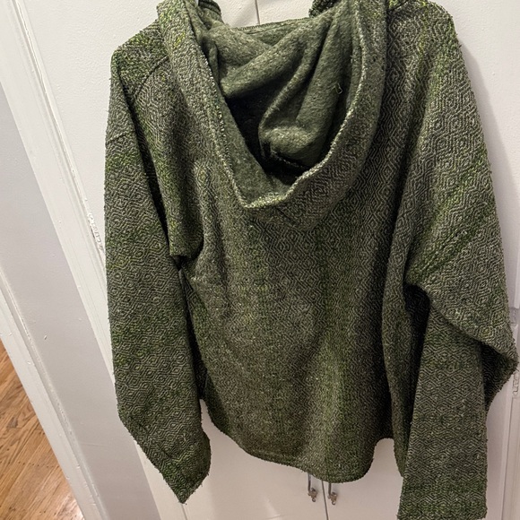 Men's Green Hooded Sweatshirt “Drug Rug” - Picture 9 of 9